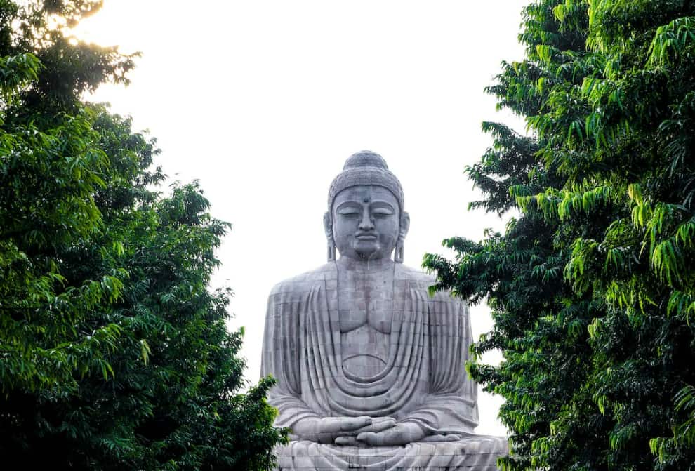 महान बुद्ध प्रतिमा (Great Buddha Statue)